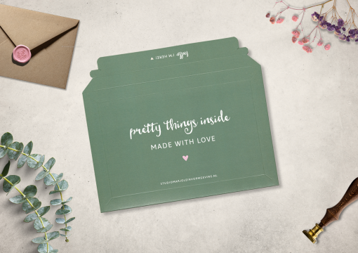 Golfkartonnen enveloppen wit | Enveloppenland.nl