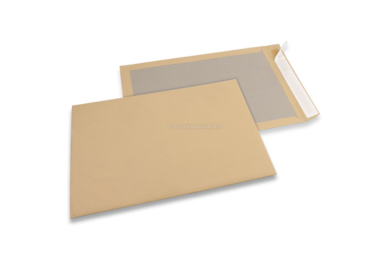 Bordrug enveloppen - 320 x 420 mm, 120 gr bruin kraft voorzijde, 450 gr grijs duplex, stripsluiting